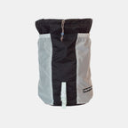 Oblong pockets backpack