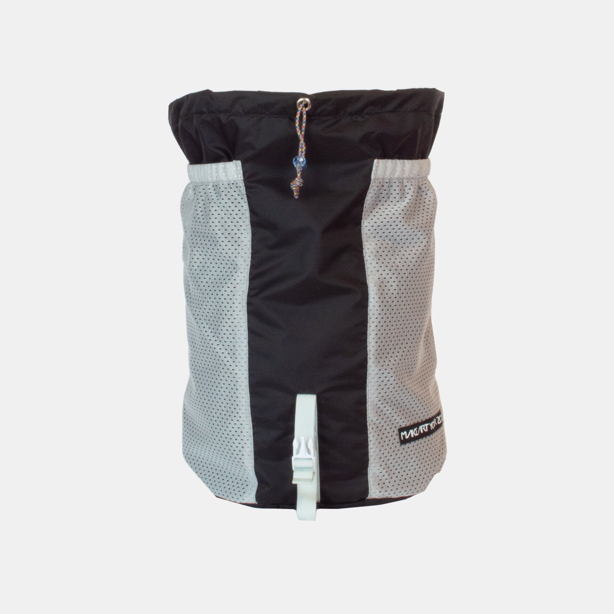 Oblong pockets backpack