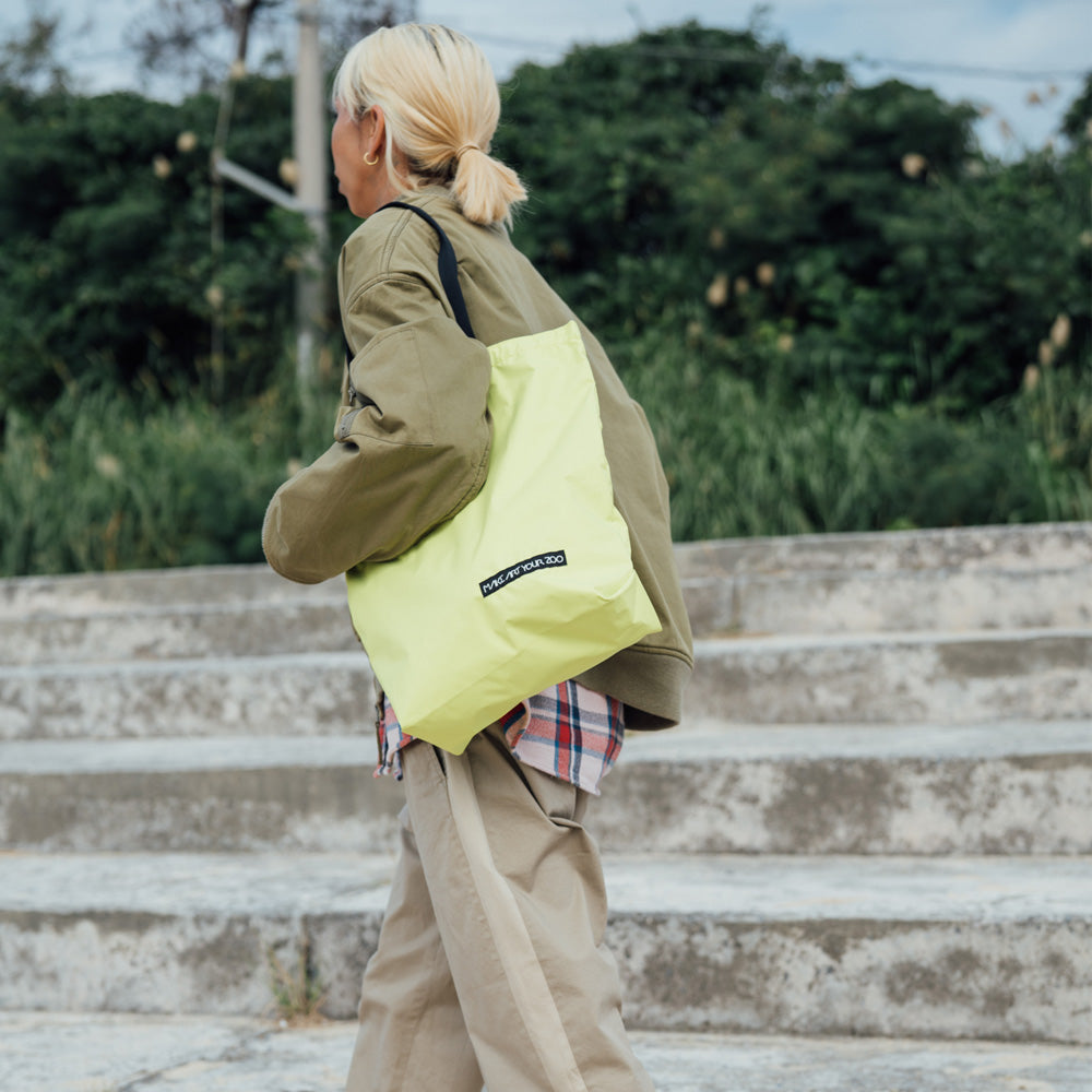 HOPPING TOTE
