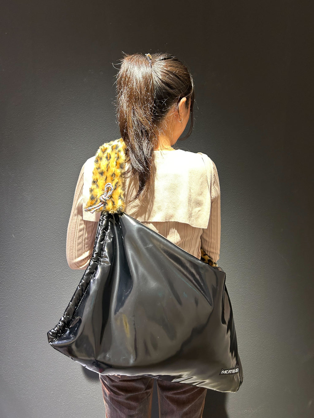 TASUKI FUSS BAG SHINE (L)＆ "LEOPARD FUR" ベルトセット